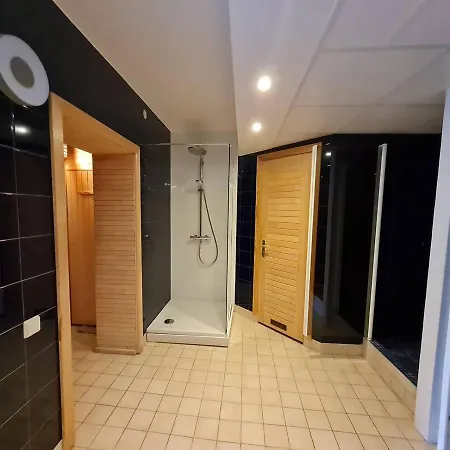 Hotel Marine